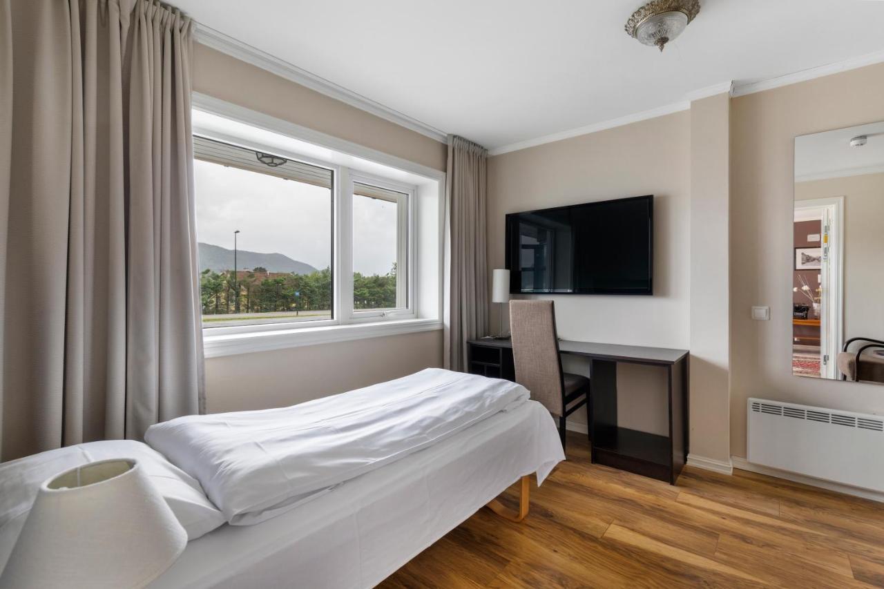 Aursnes Hotell Sykkylven Luaran gambar